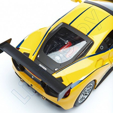 Машинка Bburago 1:24 Ferrari 488 Challenge (18-26307)