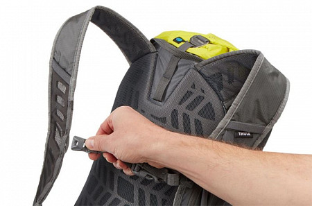 Рюкзак туристический Thule Stir 20L dark forest (3203552)