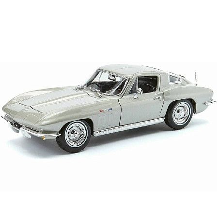 Машинка Maisto 1:18 1965 Chevrolet Corvette (31640) silver