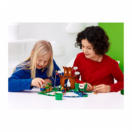 На картинке изображен Конструктор LEGO Охраняемая крепость Дополнительный набор 71362 Конструктор LEGO Охраняемая крепость Дополнительный набор 71362