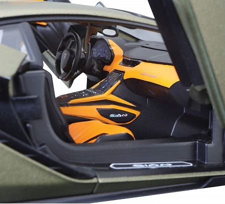 Коллекционная машина Bburago 1:18 Lamborghini Sian FKP 37 (18-11046) green