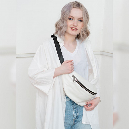 На картинке изображен Поясная сумка женская Ors Oro OMS-0153 white Поясная сумка женская Ors Oro OMS-0153 white