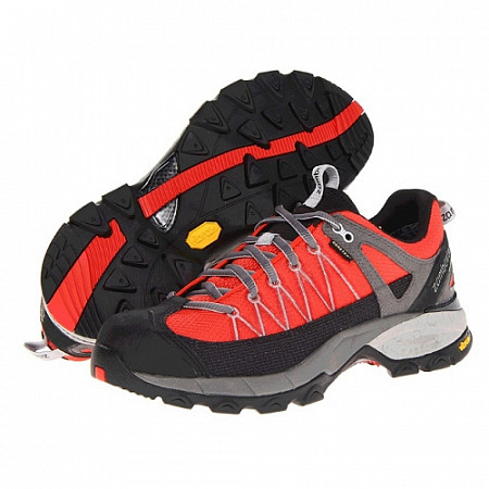 На картинке изображен Полуботинки Zamberlan Crosser GTX RR red 130 Полуботинки Zamberlan Crosser GTX RR red 130