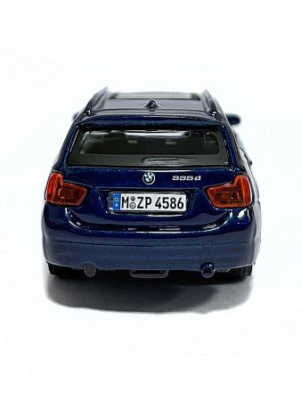 На картинке изображен Машинка Bburago 1:43 BMW 3 Series Touring (18-30000/18-30220) blue Машинка Bburago 1:43 BMW 3 Series Touring (18-30000/18-30220) blue