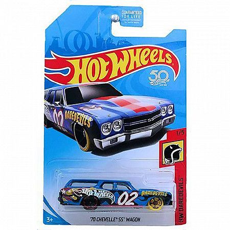 Машинка Hot Wheels Базовой коллекции '70 Chevelle SS Wagon 1/5 (5785 FRR80)