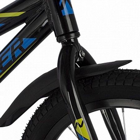 На картинке изображен Велосипед Novatrack 18" Dodger (2022) алюминий black Велосипед Novatrack 18" Dodger (2022) алюминий black