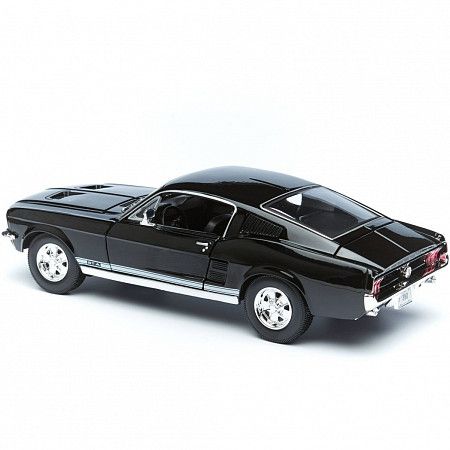 Машинка Maisto 1:18 1967 Ford Mustang Fastback  (31166) black