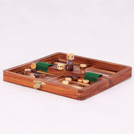 На картинке изображен Шахматы плюс нарды Великий Могол Шахматы плюс нарды Великий Могол