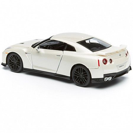 Машинка Bburago 1:24 Nissan GT-R (18-21082) white