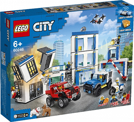 Конструктор LEGO City Полицейский участок 60246