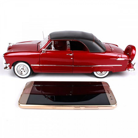 Масштабная модель автомобиля Maisto 1:18 Форд (1950) (31681) red