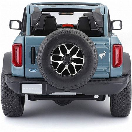 Машинка Maisto 1:18 2021 Ford Bronco Badlands (31457) grey
