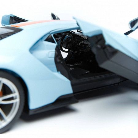 Машинка Maisto 1:18 2017 Ford GT (31384) blue/orange