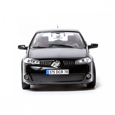 Коллекционная машина Bburago 1:18 Renault Megane (18-12074) black