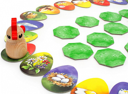 На картинке изображен Настольная игра Стиль Жизни Цыплячьи бега 322136 Настольная игра Стиль Жизни Цыплячьи бега 322136