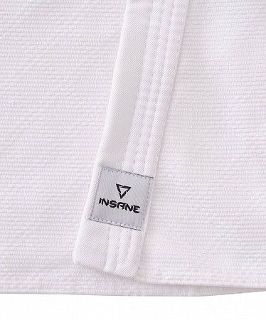 На картинке изображен Кимоно для дзюдо Insane TRAINING IN22-JD400 детское 2/150 white Кимоно для дзюдо Insane TRAINING IN22-JD400 детское 2/150 white