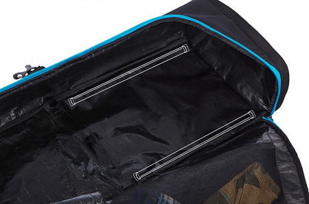 На картинке изображен Чехол для 2-х сноубордов на колесиках Thule RoundTrip Snowboard Roller 165cm TRDR65K black (225124) Чехол для 2-х сноубордов на колесиках Thule RoundTrip Snowboard Roller 165cm TRDR65K black (225124)