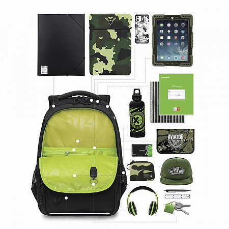 На картинке изображен Рюкзак школьный GRIZZLY RB-154-3 /2 black/light green Рюкзак школьный GRIZZLY RB-154-3 /2 black/light green