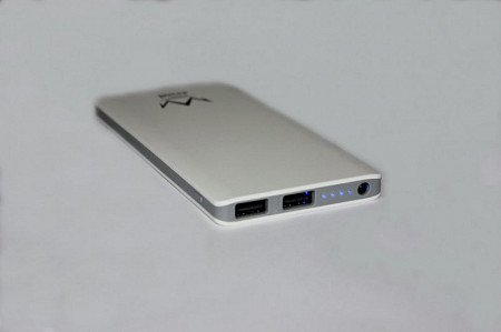 На картинке изображен Портативное зарядное устройство Jewel Package на 10000 mAh Портативное зарядное устройство Jewel Package на 10000 mAh