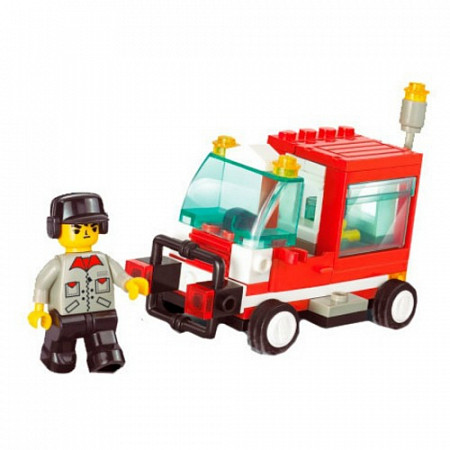 На картинке изображен Конструктор Sluban Городская серия M38-B0180 Конструктор Sluban Городская серия M38-B0180