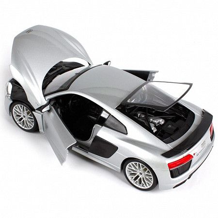 Коллекционная машина Maisto 1:18 Audi R8 (36213) grey
