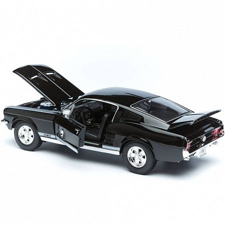 Машинка Maisto 1:18 1967 Ford Mustang Fastback  (31166) black
