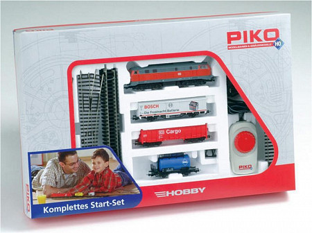 На картинке изображен Игровой набор Piko Грузовой дизельный поезд 57151 Игровой набор Piko Грузовой дизельный поезд 57151