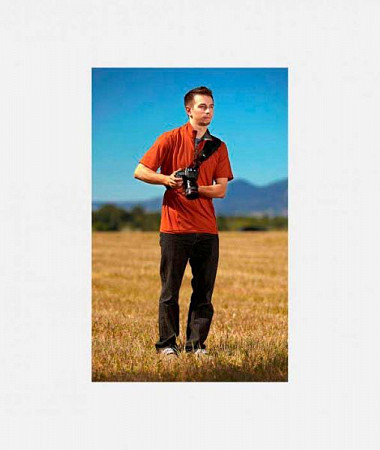 На картинке изображен Наплечный ремень для фотоаппарата Case Logic DCS101 Black (3201647) Наплечный ремень для фотоаппарата Case Logic DCS101 Black (3201647)