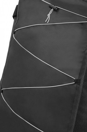 На картинке изображен Сумка на колёсах American Tourister Road Quest 55см 16G-29013 Black Сумка на колёсах American Tourister Road Quest 55см 16G-29013 Black