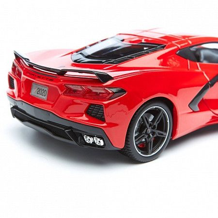 Машинка Maisto 1:18 2020 Chevrolet Corvette Stingray (31447) red