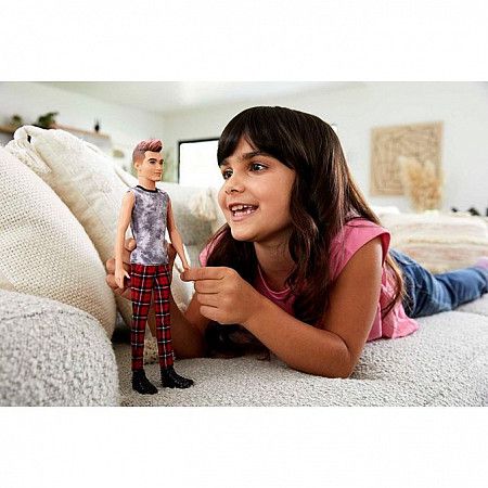 Кукла Barbie Игра с модой Кен (GVY29)