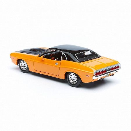 Масштабная модель автомобиля Maisto 1:24 Додж Челенджер (32518) orange