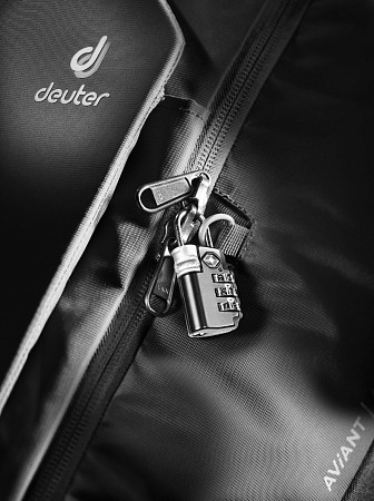 Рюкзак Deuter Aviant Access Pro 65 SL 3512320-7000 black
