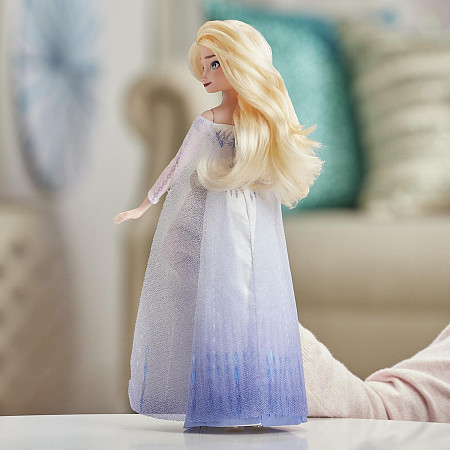 Кукла Disney Frozen Поющая Эльза 2 (E8880)