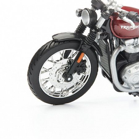 Мотоцикл Bburago 1:18 Triumph Bonneville Bobber (18-51000/18-51067)