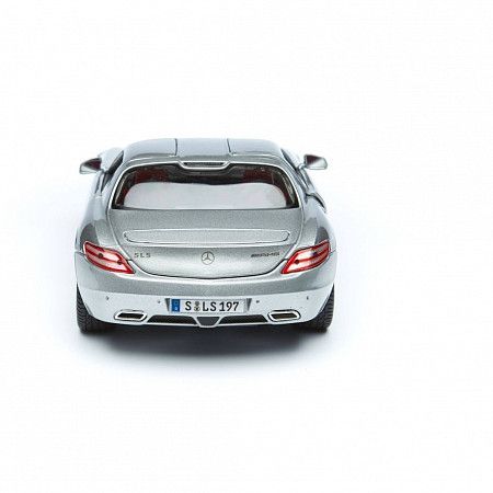 Машинка Maisto 1:18 Mercedes-Benz SLS AMG (31389) silver