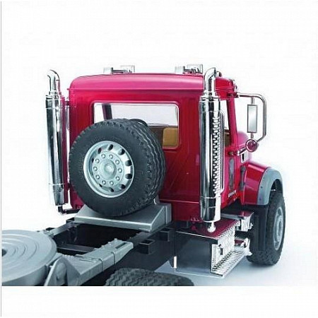 Игрушка Bruder Тягач с прицепом–платформой MACK с колёсным экскаватором–погрузчиком JCB 4CX 02-813