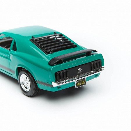 Масштабная модель автомобиля Maisto 1:24 Форд Мустанг (31943) turquoise