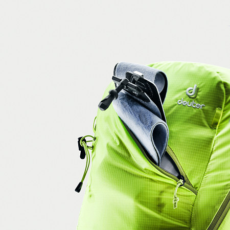На картинке изображен Рюкзак Deuter Freerider Lite 20 3303121-8006 citrus (2020-21) Рюкзак Deuter Freerider Lite 20 3303121-8006 citrus (2020-21)