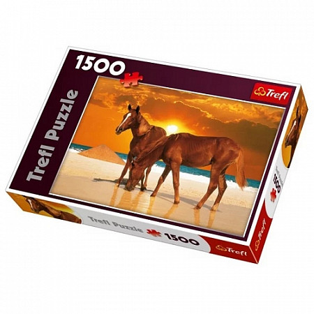 Пазл Trefl Лошади на пляже 26093