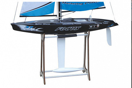 На картинке изображен Радиоуправляемая яхта Joysway 9902 Focus Радиоуправляемая яхта Joysway 9902 Focus