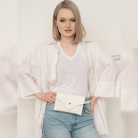 На картинке изображен Поясная сумка женская Ors Oro OMS-0151 white Поясная сумка женская Ors Oro OMS-0151 white