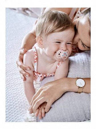 Пустышка силиконовая 3-6 мес. симметричной формы, динамическая LOVI Folky (22/842girl) 2 шт.