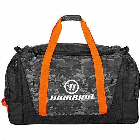 На картинке изображен Сумка Warrior Q20 Cargo Roll black/camo Сумка Warrior Q20 Cargo Roll black/camo