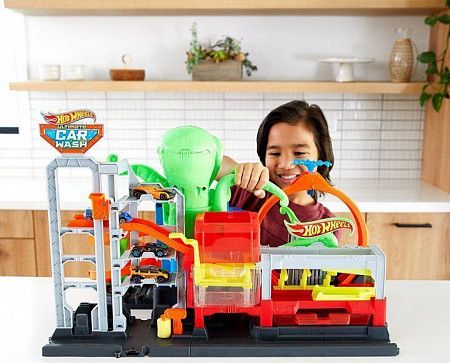 Набор игровой Hot Wheels City Невообразимая автомойка с осьминогом (GTT96)