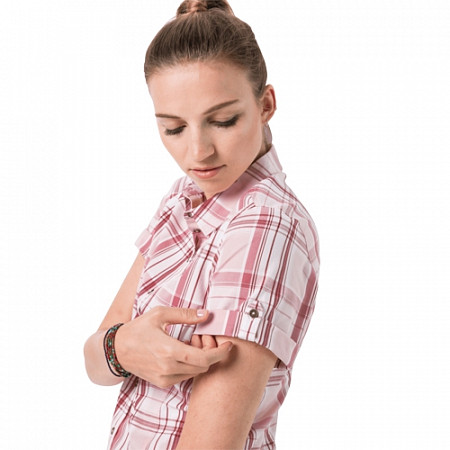 На картинке изображен Рубашка женская Jack Wolfskin Maroni River Shirt W blush pink checks Рубашка женская Jack Wolfskin Maroni River Shirt W blush pink checks