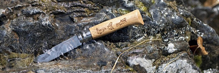 Нож Opinel №8 дубовая рукоять гравировка форель 1625