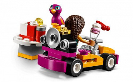 На картинке изображен Конструктор LEGO Friends Передвижной ресторан 41349 Конструктор LEGO Friends Передвижной ресторан 41349