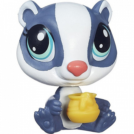 Кукла Littlest Pet Shop Волк Барсук (B2105 A8228)