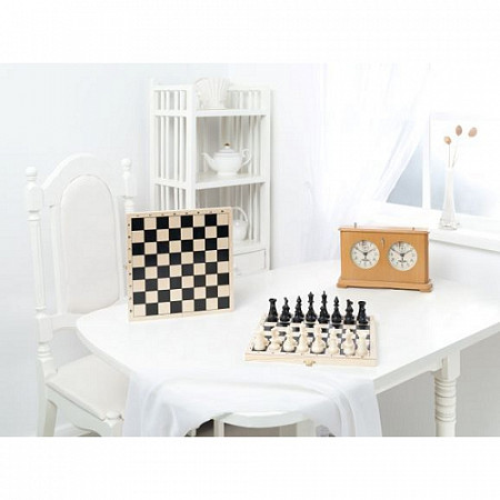 Шахматы походные пластмассовые с дорожной деревянной доской Классика 278-18